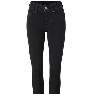 CAbi Women's Skinny Jeans - Black